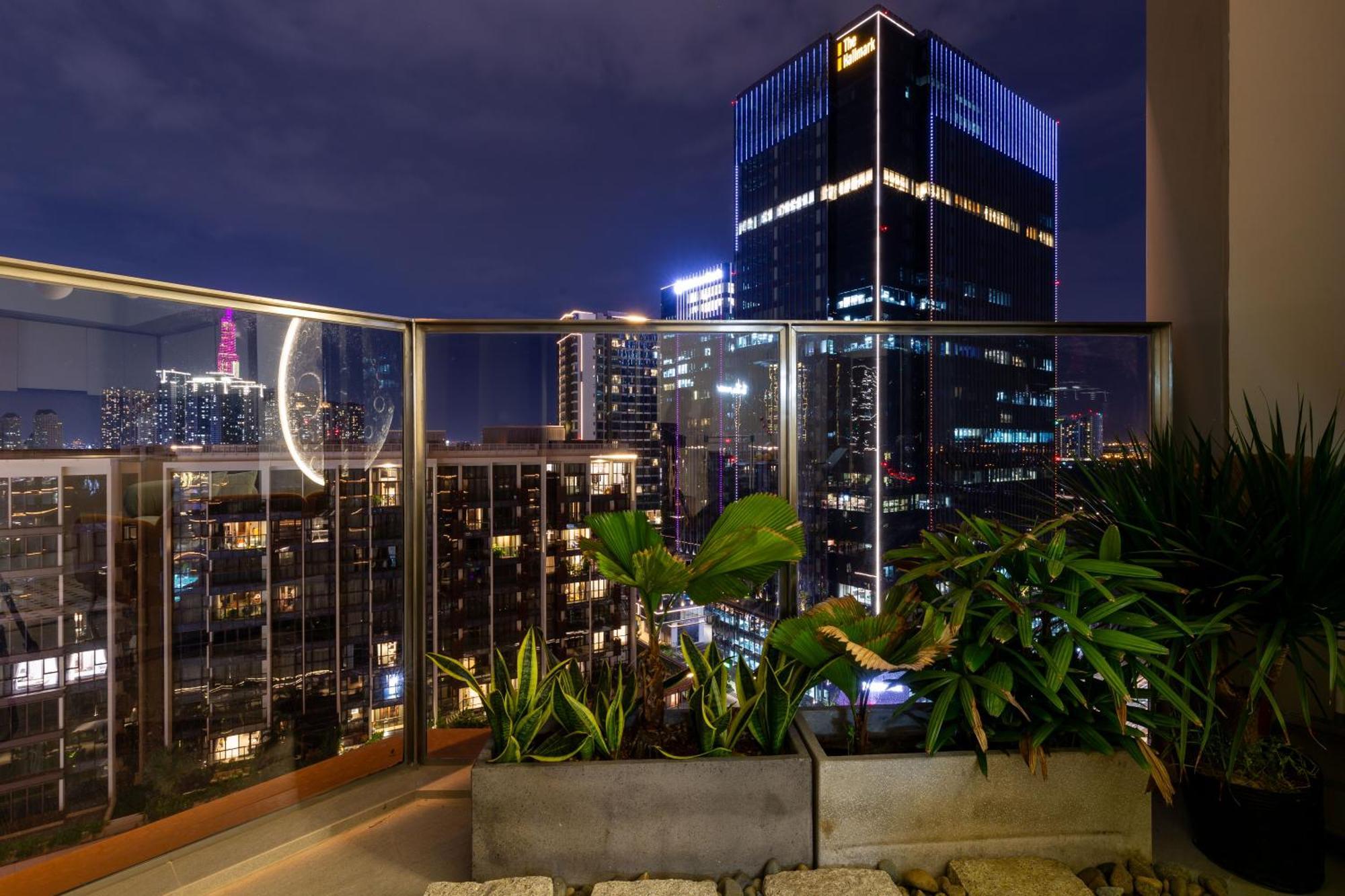 The Opera Apartment Cental Saigon Free Pool-Gym-Sauna Room- Golf Mini TP. Hồ Chí Minh Ngoại thất bức ảnh